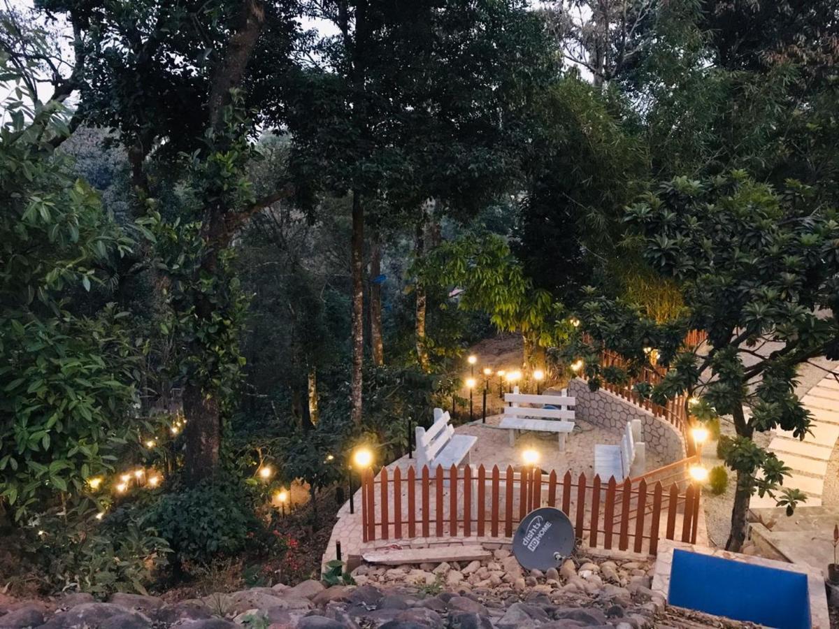 Misty Rain Estate Hotel Madikeri Luaran gambar
