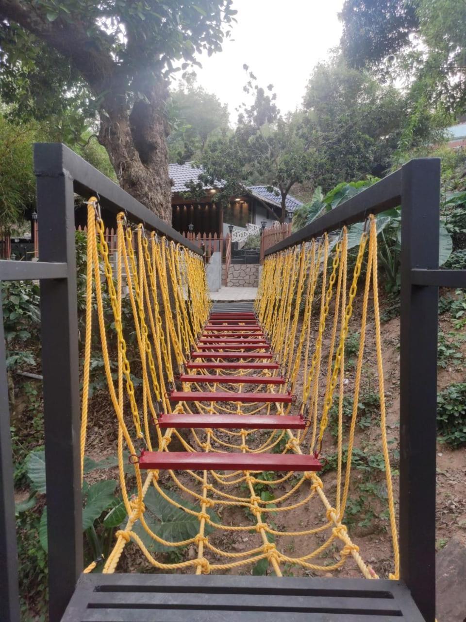 Misty Rain Estate Hotel Madikeri Luaran gambar