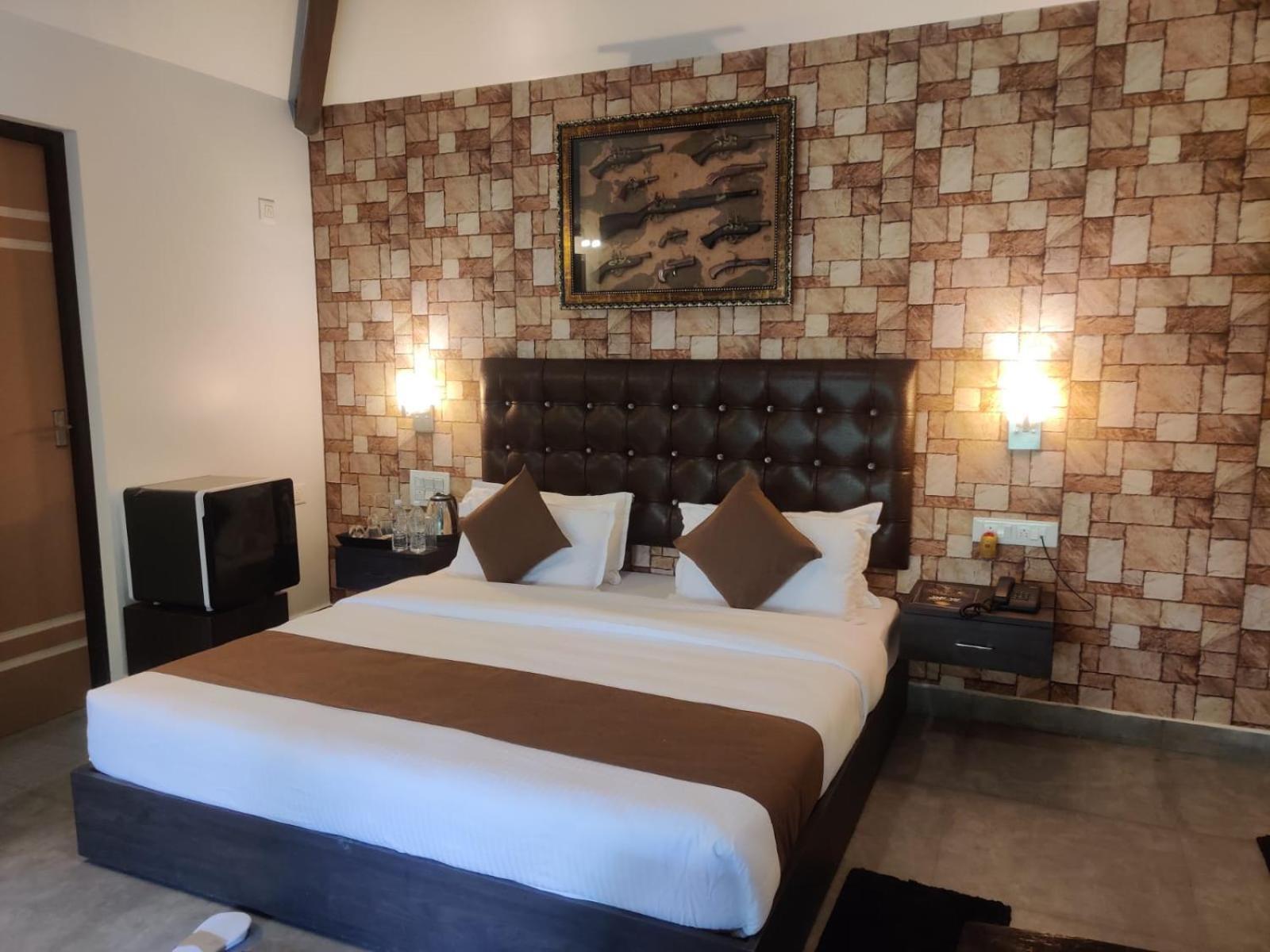 Misty Rain Estate Hotel Madikeri Luaran gambar